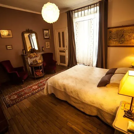 La Pause Angevine 3* أنجير