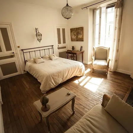 فندق مبيت وإفطار La Pause Angevine