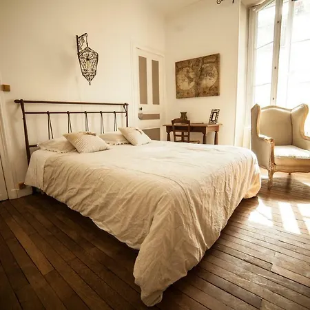 La Pause Angevine Bed & Breakfast